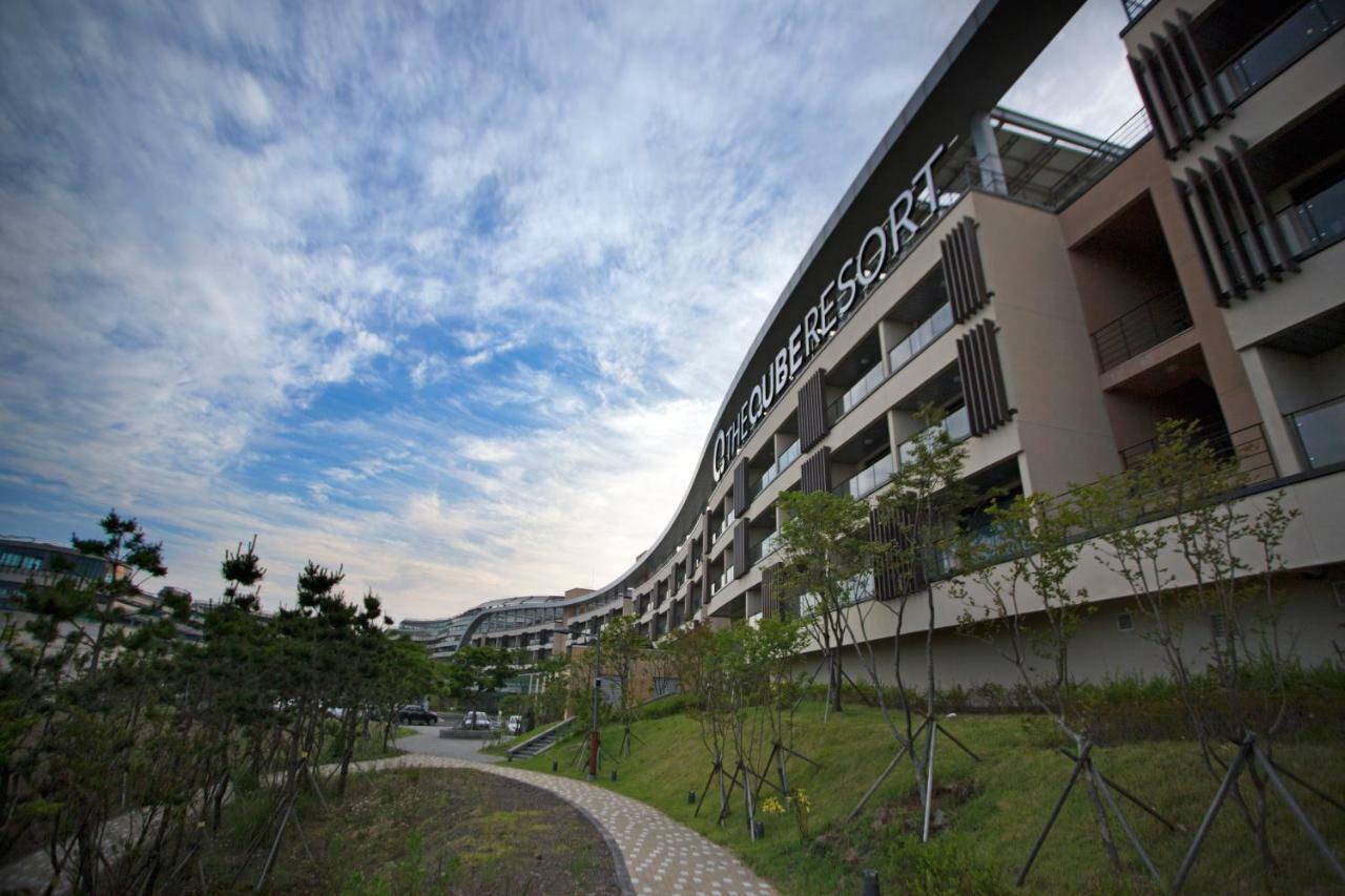 The Qube Resort Jeju Согвіпо Екстер'єр фото